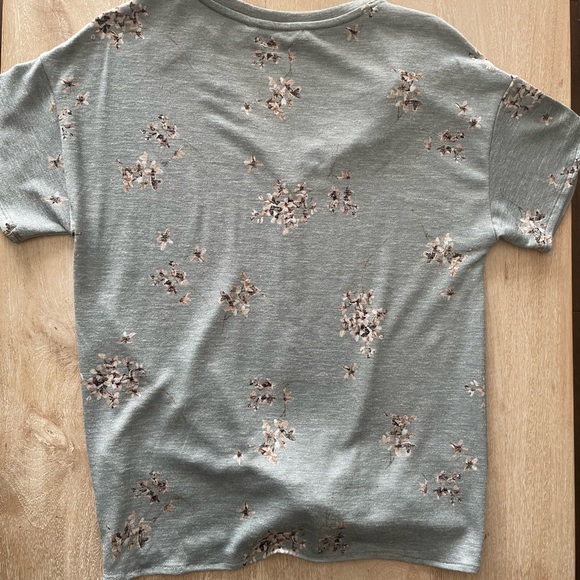 NWT Reitmans Tee - Picture 2 of 6